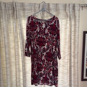 Elegant Red and Black Patterned Dress